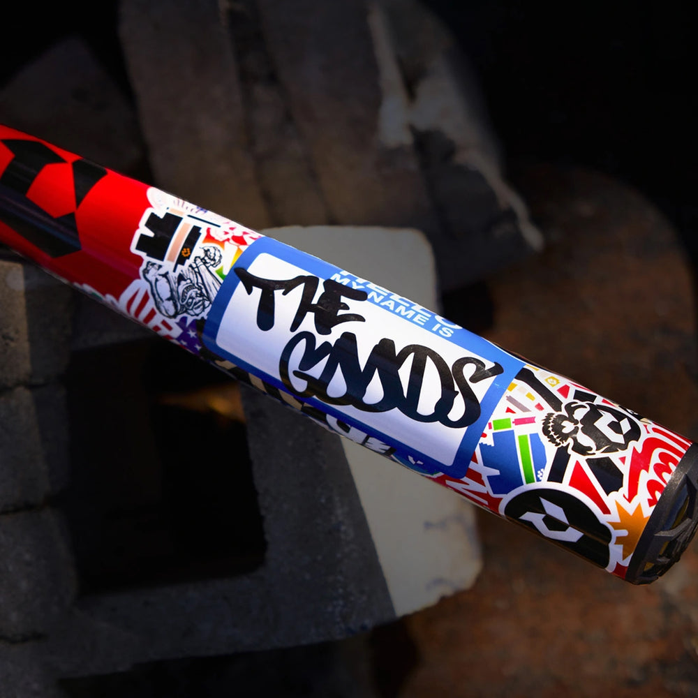 Bat Beisbol Demarini The Goods Sticker Bomb 2026 BBCOR Barril 2 5/8 (-3) Aluminio