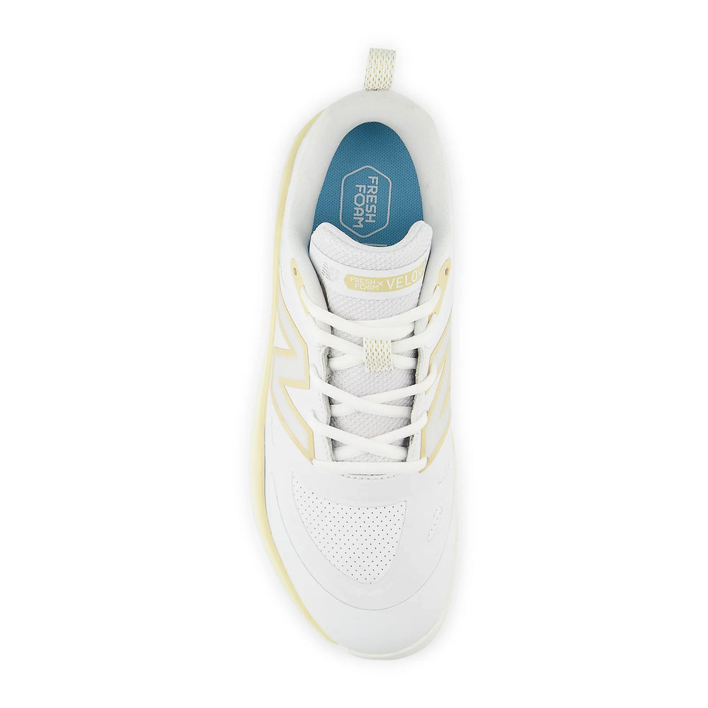 Tenis de Entrenamiento Beisbol Softbol New Balance Fresh Foam Velov4 Blanco Dorado Dama