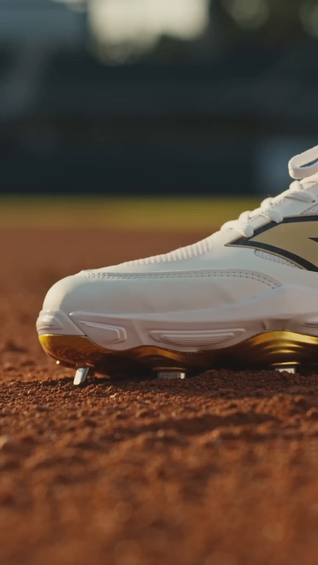 Spikes New Balance Fresh Foam 3000 V7 Metal en acción